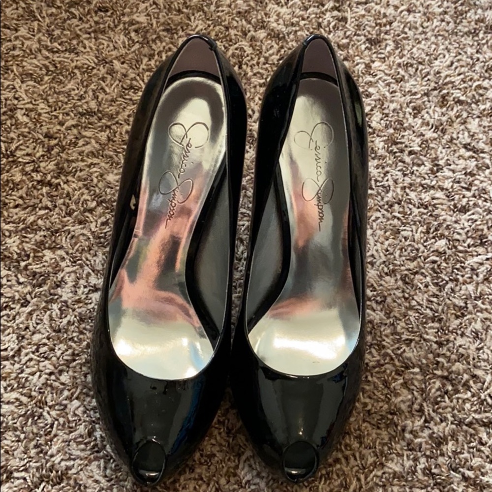Jessica Simpson high heels